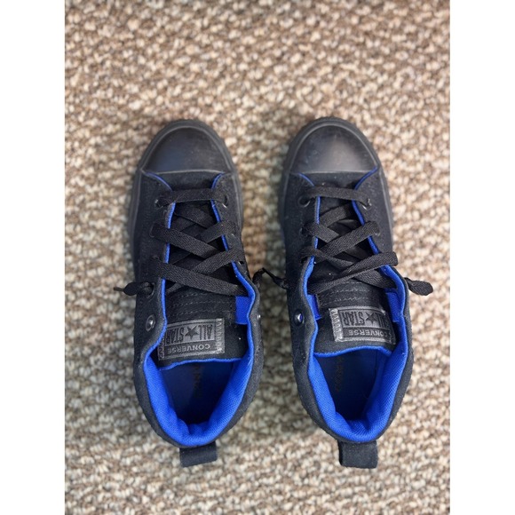 Boys Black w/blue Chuck Taylor shoes. Size 3 - Picture 5 of 5